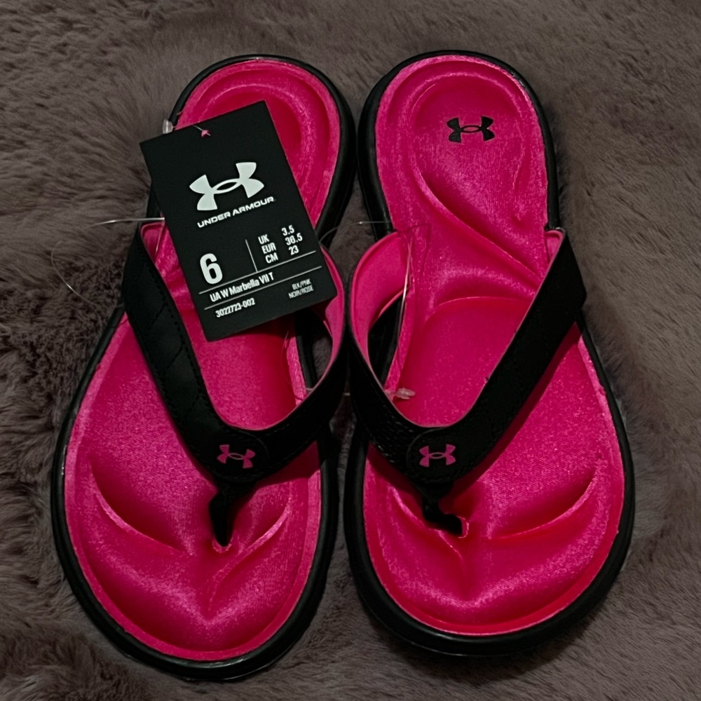 (NEW Unworn) Under Armour Marbella VII T Black/Pink Women’s Sandal - Size 6
